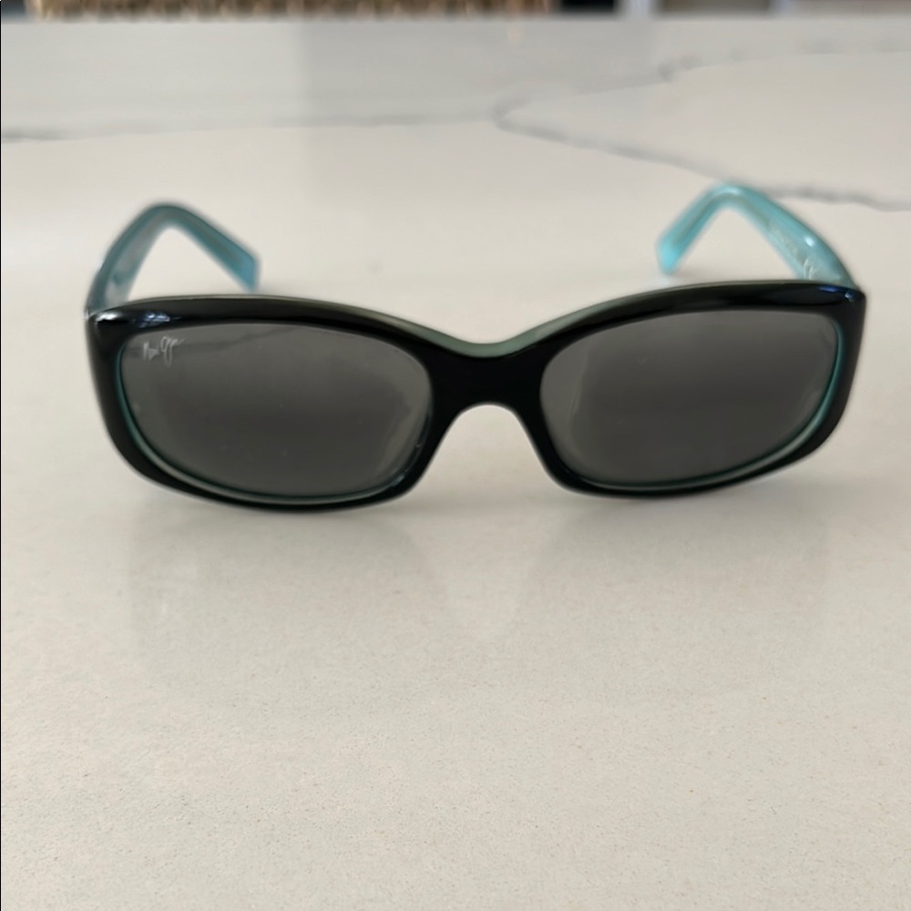 Maui Jim polarized Black and Blue Sunglasses